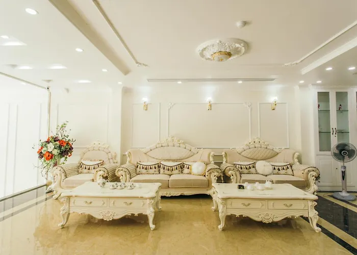 White Crown 4*