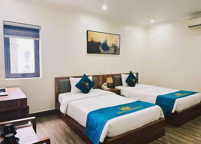 White Crown 4* Hạ Long