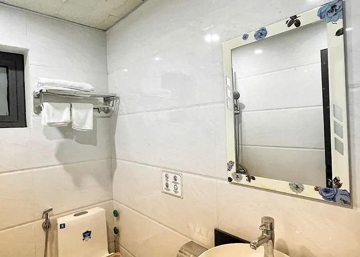 Hotel White Crown 4*